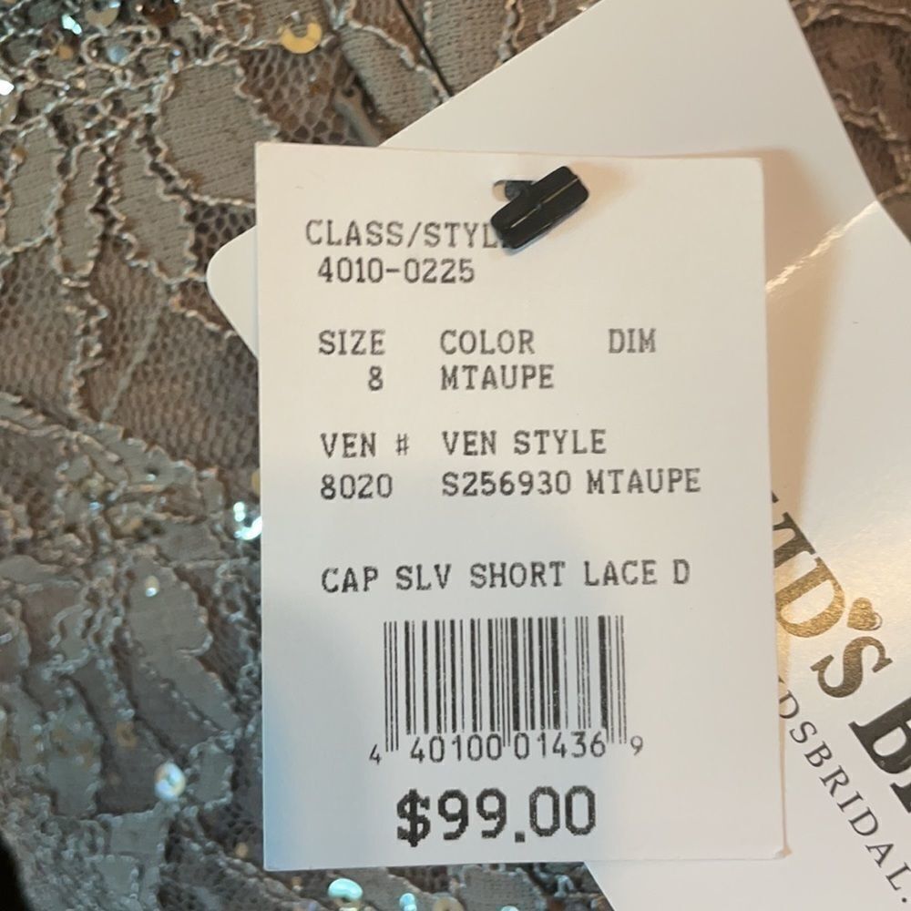 Scarlett Nite by David’s Bridal dress 8 (4573) NWT - Picture 5 of 7